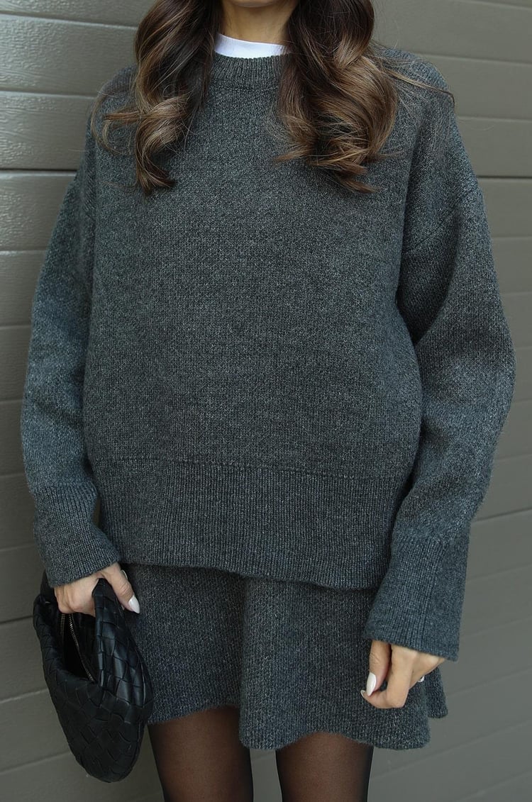 DANIÈLE | Ensemble de Tricot Douillet pour Créations Chaleureuses et Élégantes
