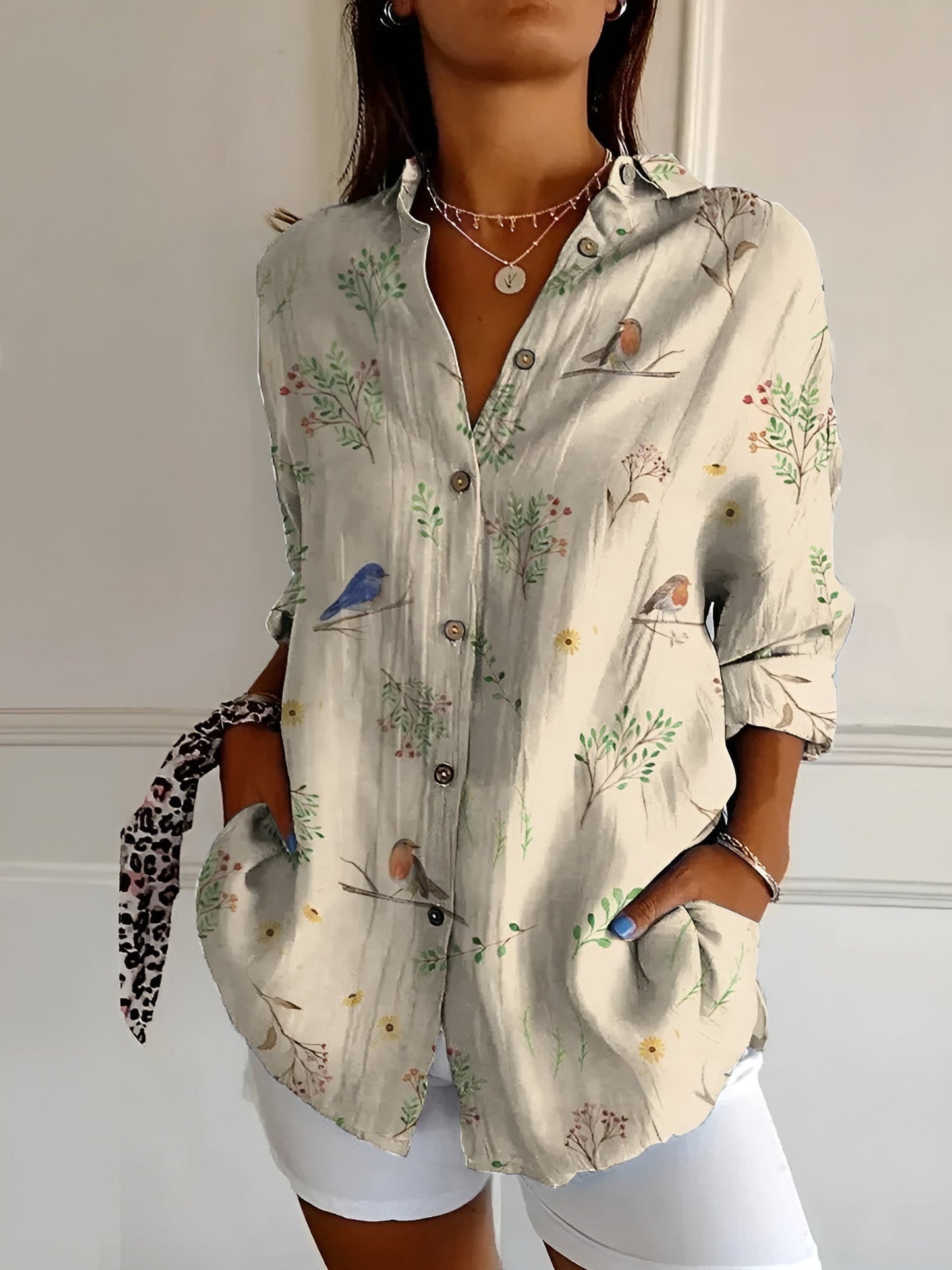 AVRIL | Blouse élégante avec des imprimés ludiques